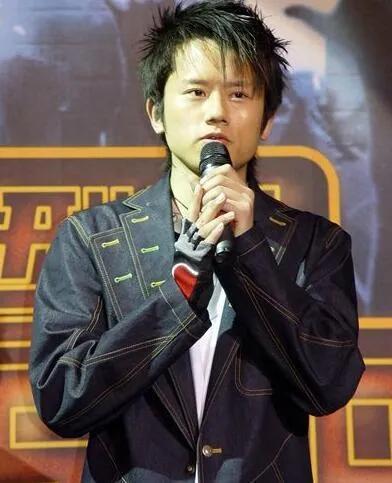 回眸最初 第23页